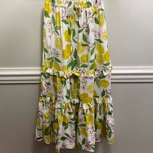 Ladies NWT size Medium Lemon Pattern Summer Maxi Skirt